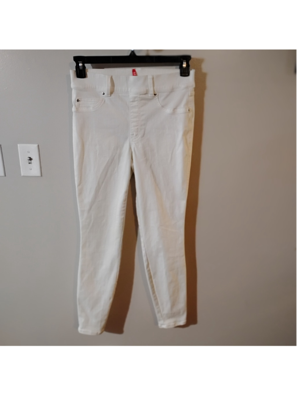 White Every Wear Spanx Jeans Women's Medium Skinny Pull-On Jeans - Picture 6 of 8